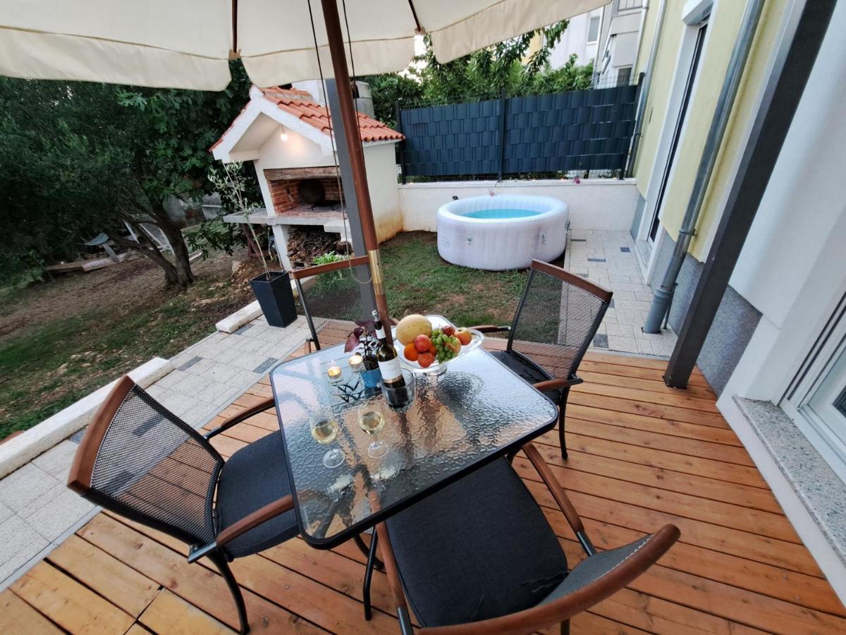 Jalumi Apartment Задар Екстериор снимка
