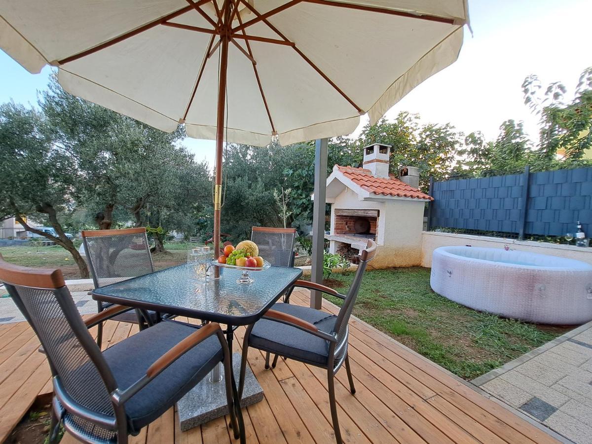 Jalumi Apartment Задар Екстериор снимка